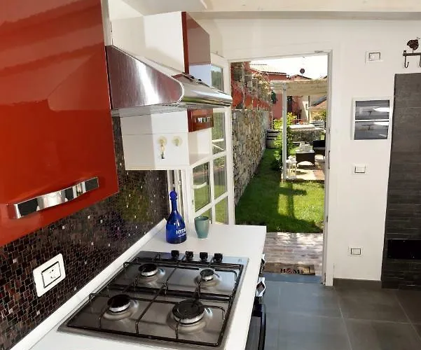 بيت للعطل L'angolo Di Paradiso *